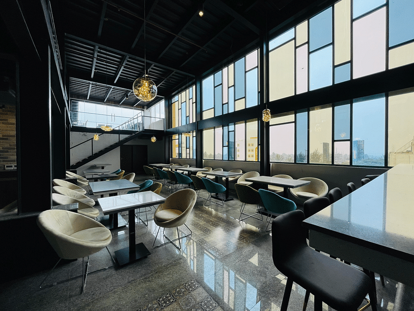 Restaurant with black ceiling-  Quality Inn Rockwell Grand