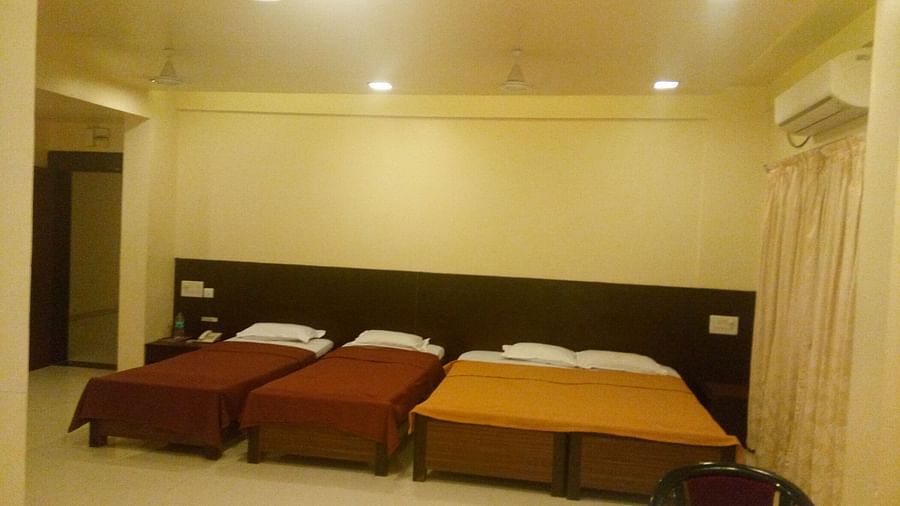 Deluxe AC at Kohinoor Square Kolhapur Hotels in Kolhapur 1