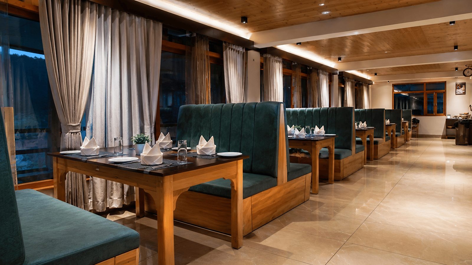 Valmere Bayul Restaurant