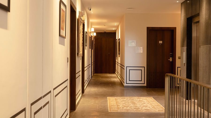 corridor 1