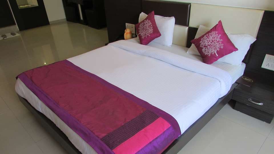 Hotel Skyland, Ahmedabad Ahmedabad Suite 2