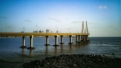 places to visit in Bandra - bandra sea link