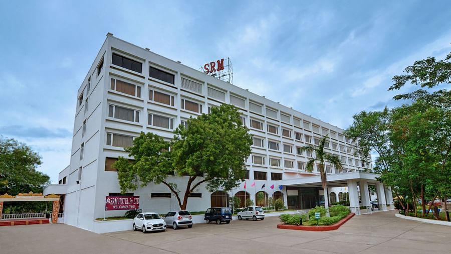 Facade of SRM Hotel Tiruchirappalli- Hotel Near Tiruchirappalli Airport 