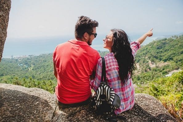 Young Happy Couples travelling around world
