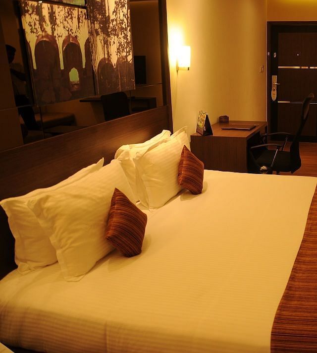 17 Deluxe Room