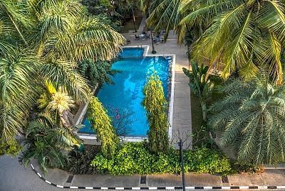 outdoor-swimming-pool