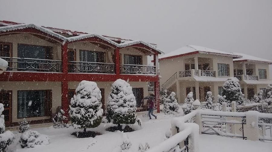Ojaswi Resort, Chaukori Chaukori Snow Capped 1 Ojaswi Hotel and Resort in Chaukori