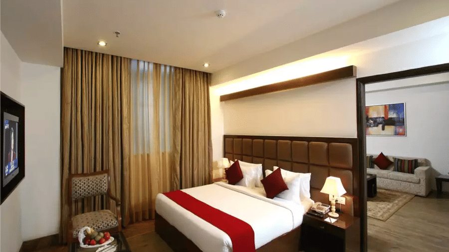Executive Rooms Taurus Sarovar Portico New Delhi 2 ardw52