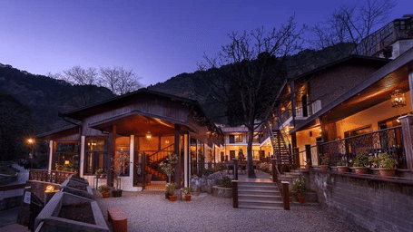 The Earl's Court, Nainital Nainital Property Overview The Earl s Court Nanital Hotel 1