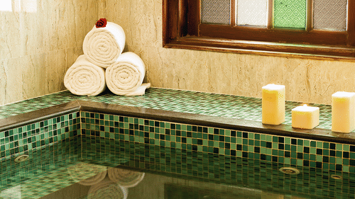 Jehan Numa Palace Steam Sauna Jacuzzi