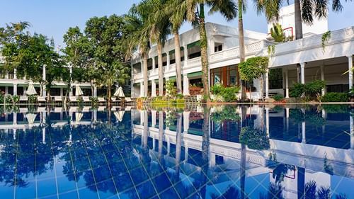 Jehan Numa Palace Swimming Pool