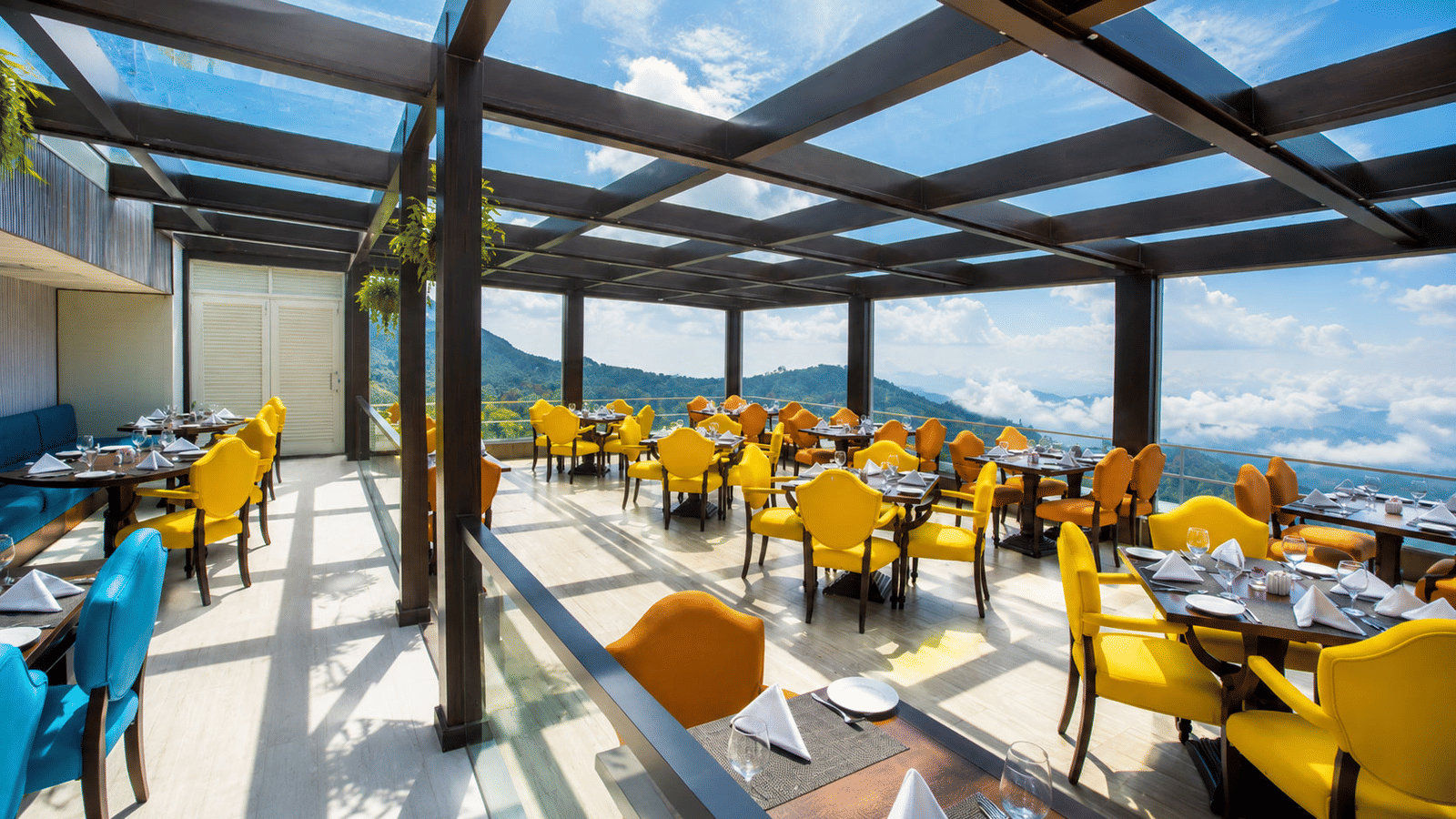 Fragrant-nature-munnar-dining-area