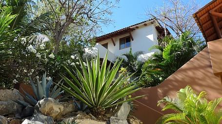 Solana Boutique B&B Zihuatanejo Solana hotel garden