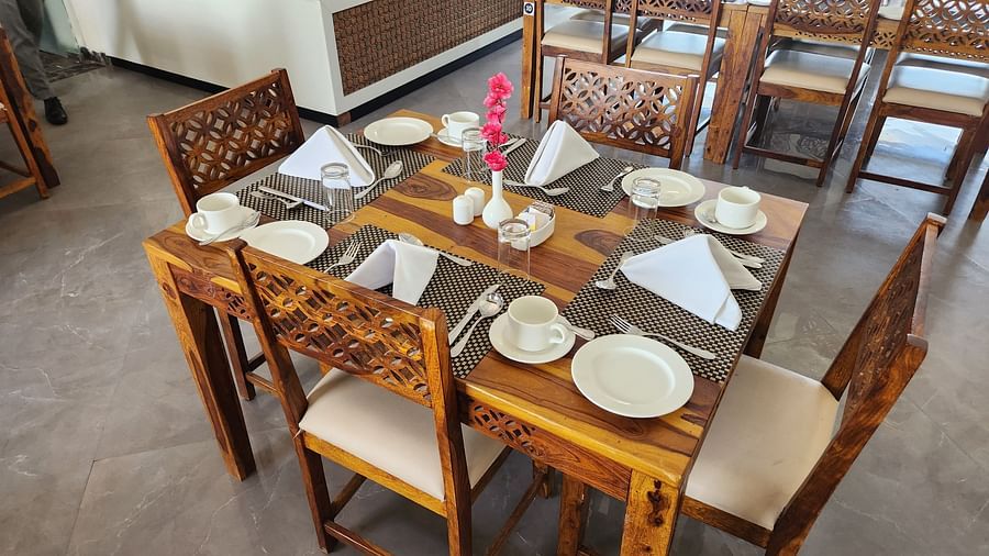 Seating in Bay Leaf Restaurant Pushkar.jpg1