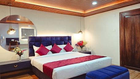 Premium room with extra seating and mirror