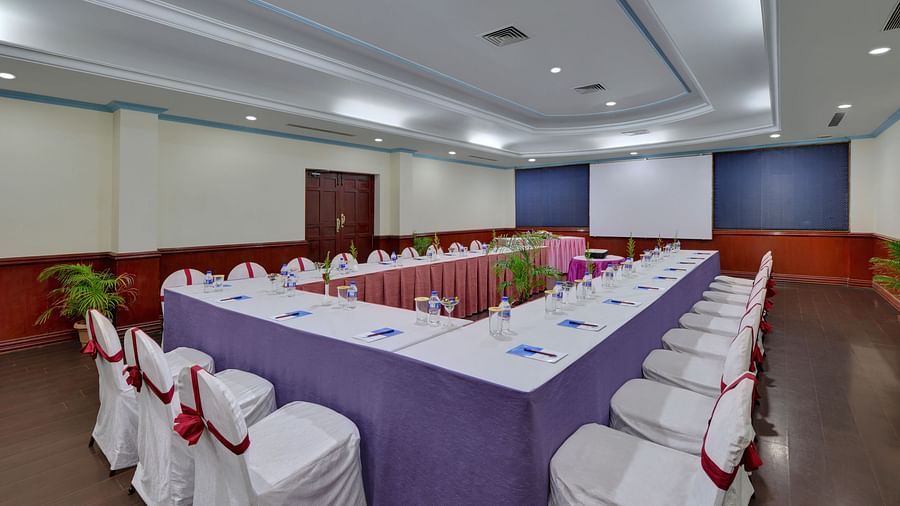Banquet Hall in Tiruchirappalli at the SRM Hotel 