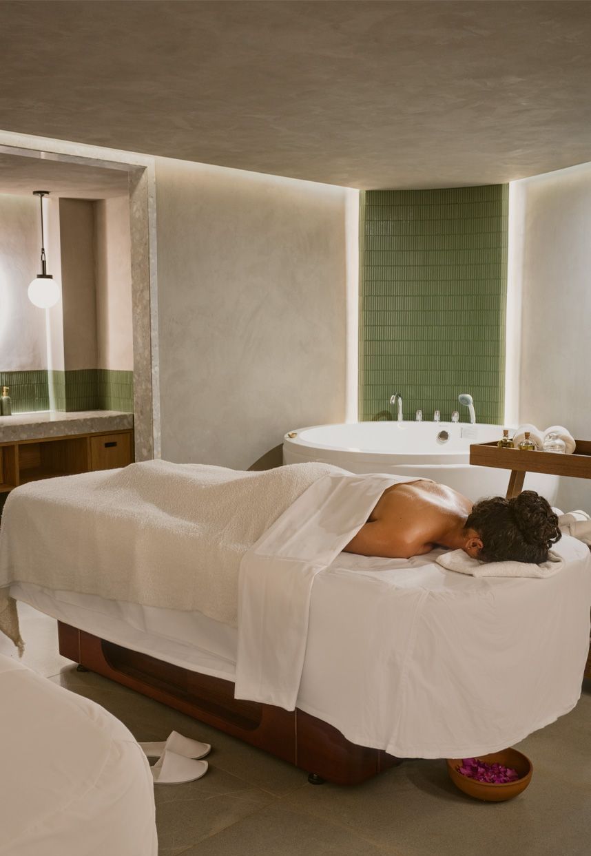 Spa 858x1245