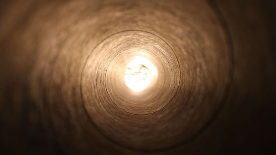 tunnel-336693 1920