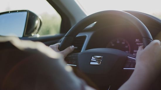 steering-wheel-2209953 1920