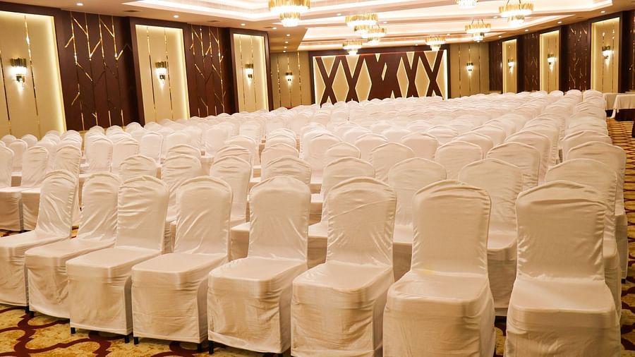 theatre style banquet hall closer view with interior 3decor