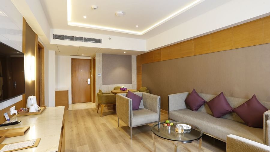 Suite in Jhansi, Executive Suite at Nataraj Sarovar Portico Jhansi, business hotel in Jhansi 7