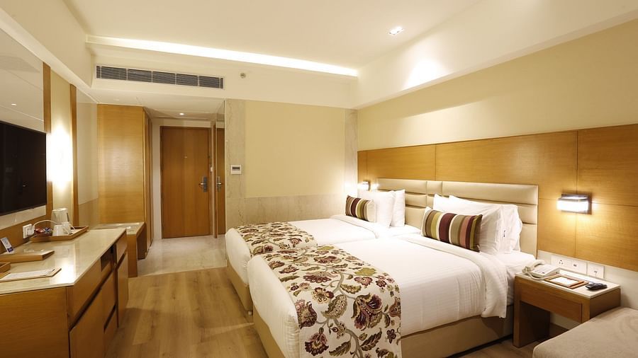 hotel rooms in Jhansi, Superior Rooms in Jhansi with Twin Bed at Natraj Sarovar Portico Jhansi 3