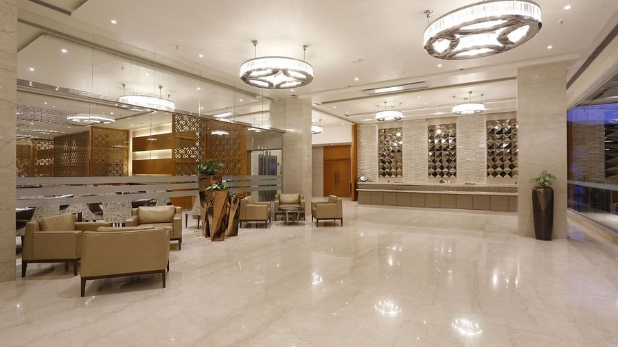 lobby at Nataraj Sarovar Portico Jhansi, business hotels in Jhansi dzvz