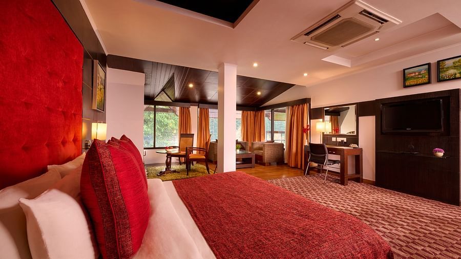 Renest Manali - Interiors of the Parrot Suite 1