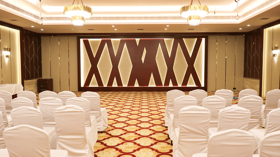 theatre style banquet hall closer view with interior 2decor