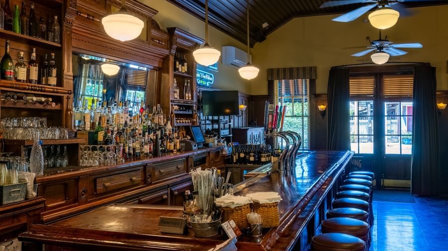 Blue Wing Bar