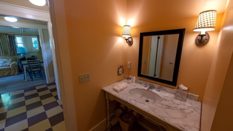 Farmhouse Suite Bathroom Sink