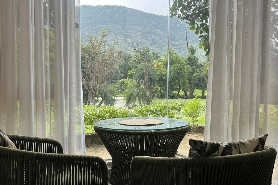 IG Grid - Rooms - Sit Out - Interior-2