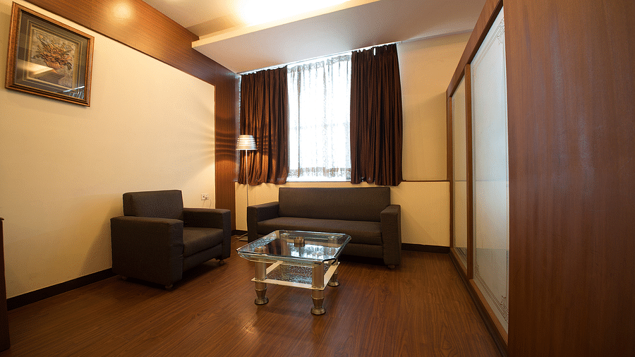 Hotel PR Residency        Amritsar royal suite-sitting area-hotel pr residency-amritsar