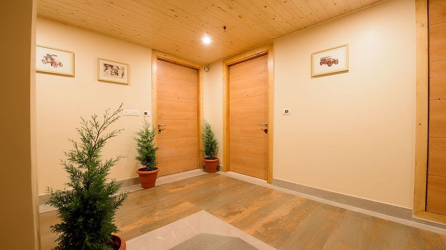 Corridor3