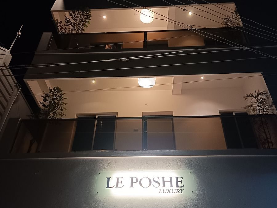 alt-text Facade of Le Poshe Luxury, a hotel in Pondicherry