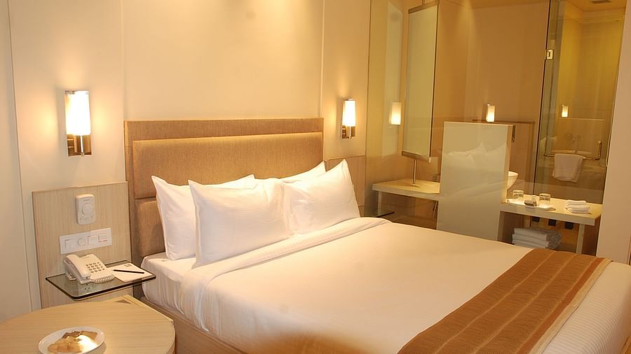 Superior Room at Hotel Sarovar Portico Naraina New Delhi 3