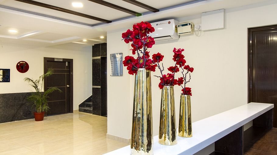 Reception and Lobby The Sanctum Suites in Whitefield 12