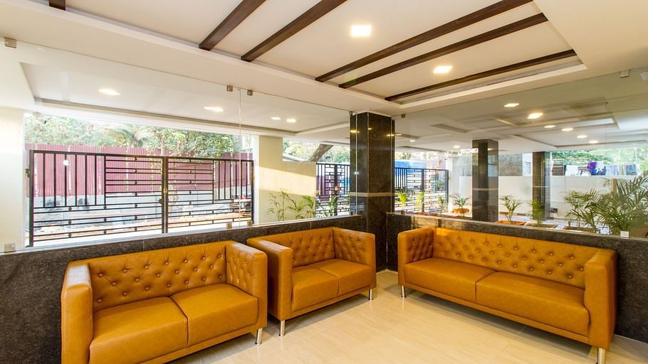 Reception and Lobby The Sanctum Suites in Whitefield 13