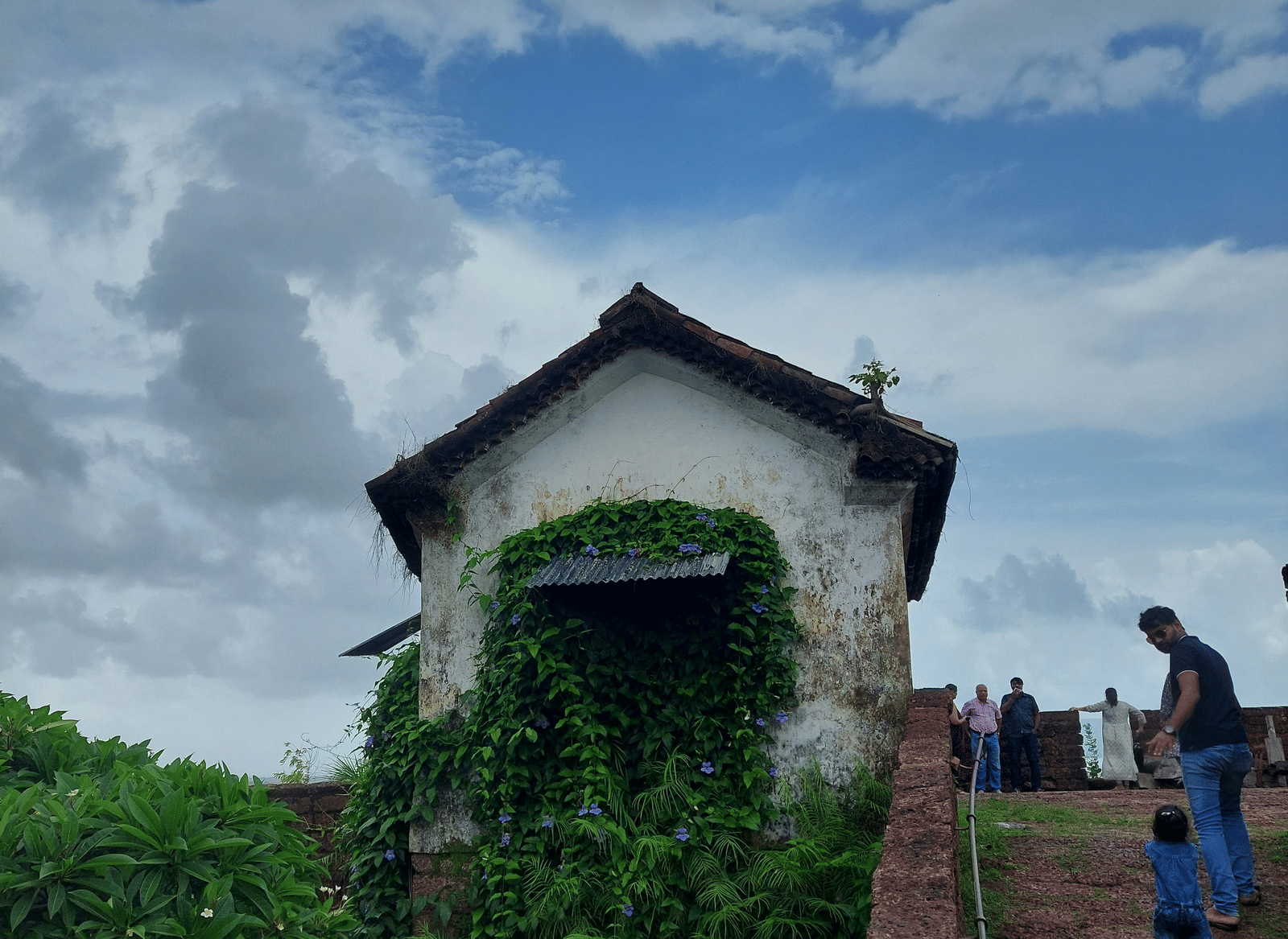 anish-mathew-jose-S0eyMvp1fAE-unsplash