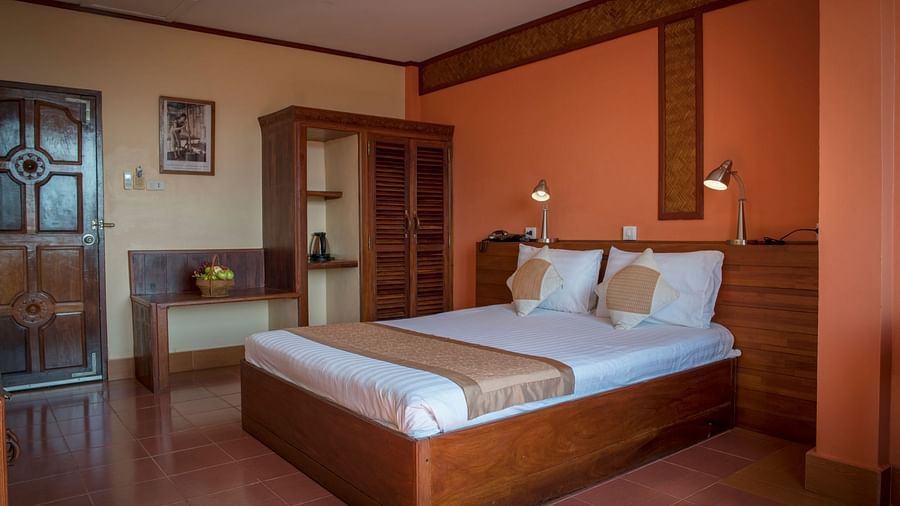 Pakse Hotel & Restaurant, Champasak Pakse Superior Room Pakse Hotel Restaurant Champasak Laos 2