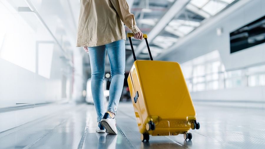 solo-travel-hacks-2025