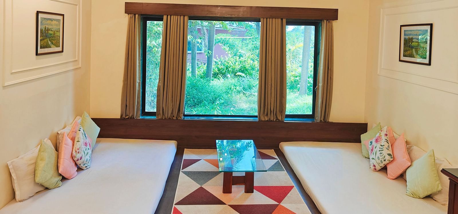 Executive Suite (1)