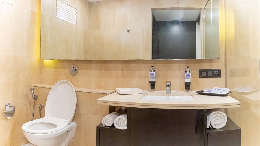 View of a magnificent bathroom in the Superior room at Kyriad Prestige Calangute, Goa