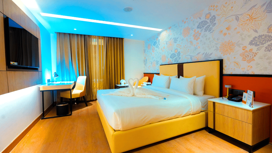 Family Room (1)