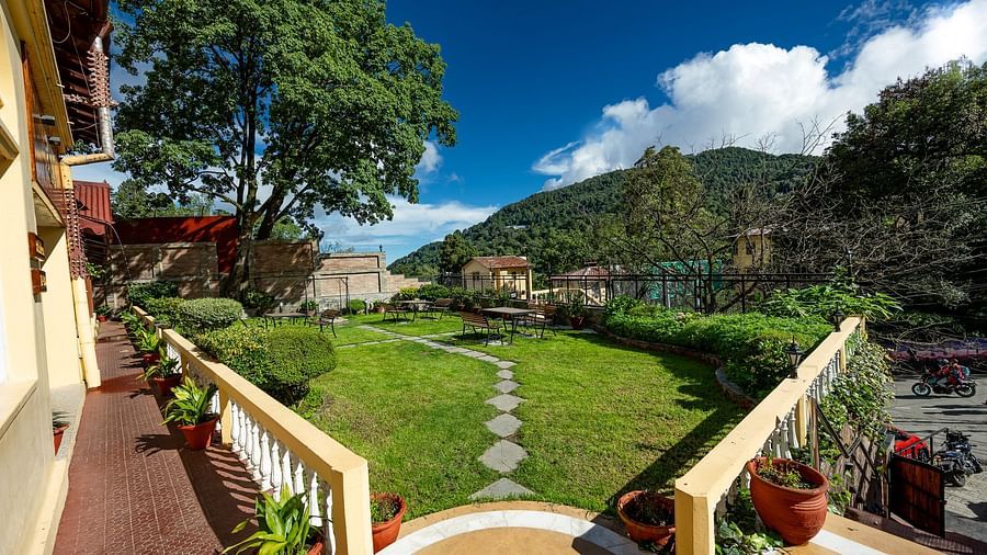 Outdoor garden with lush greenery at The Pavilion, Nainital