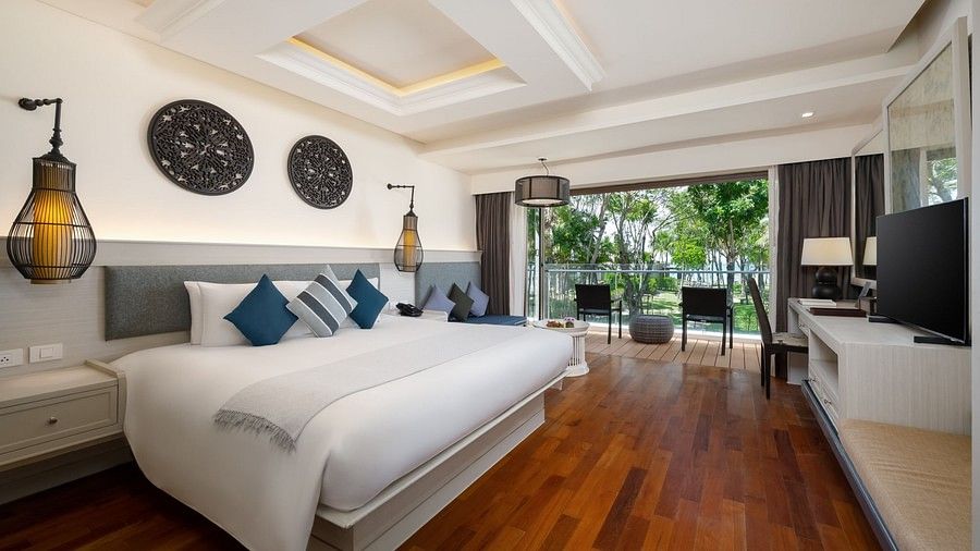 Deluxe Room 1