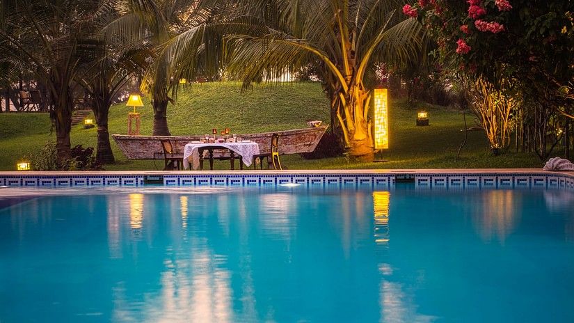 Poolside Dining, Hamsa Villas Goa, Best Resort In Goa 2