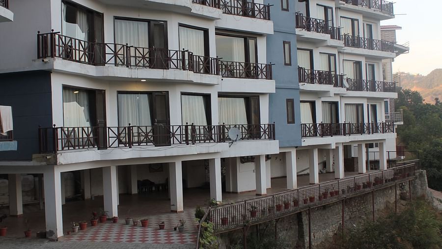 the exterior facade of the homestay 1 - Silverpine Apartments & Homestay, Mehli  1