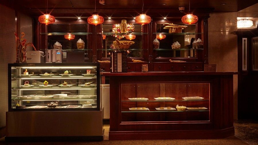 Hearth Bakery, Hablis Hotel Chennai, Restaurant in Chennai 3