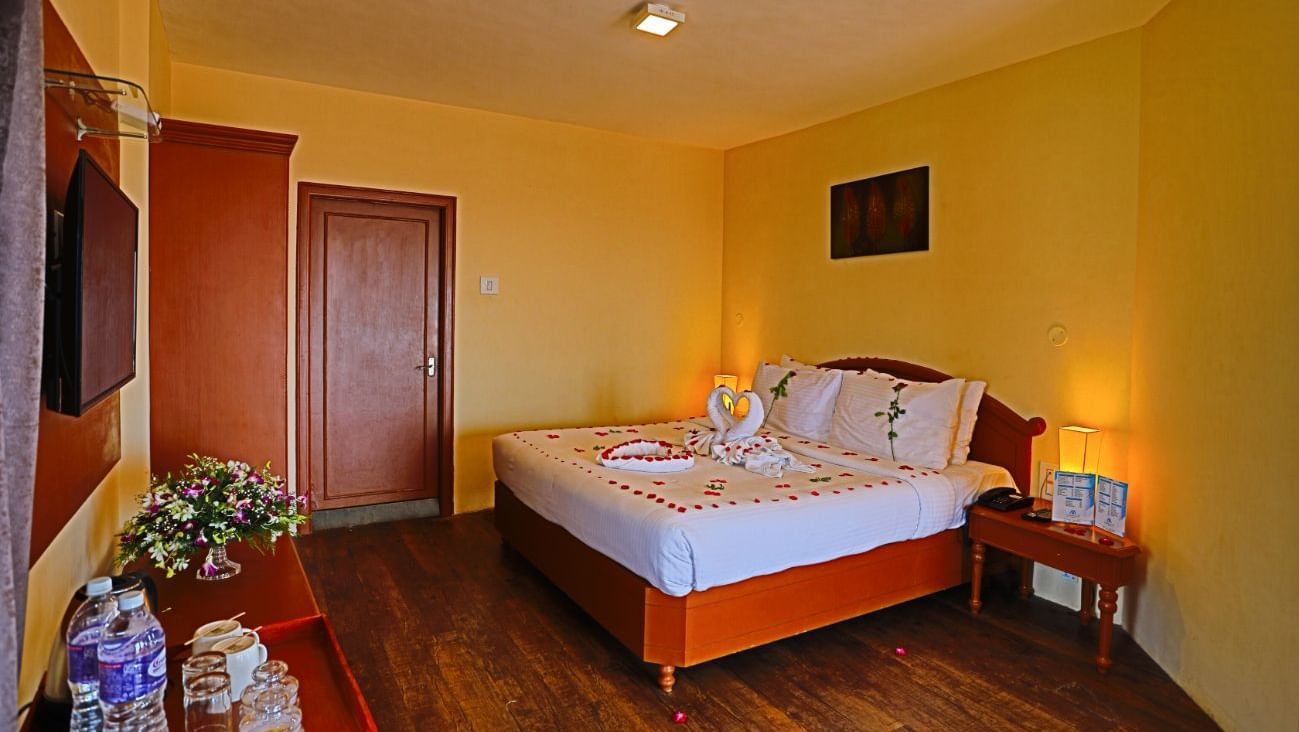 Room Full View